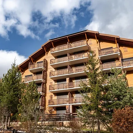 Apartment La Joue Du Loup, Pour 4 Avec Terrasse